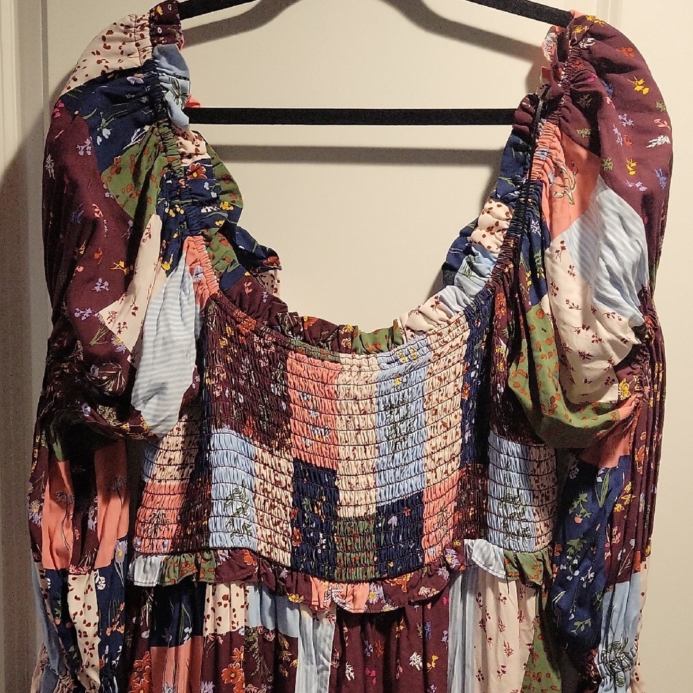Patchwork Long Sleeve Maxi Dress - Picture 4 of 7